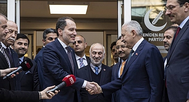 AKP, Yeniden Refah Partisi'ni Cumhur İttifak'ına Davet Etti
