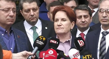 Akşener Saldırıya Uğrayan İYİ Parti İstanbul İl Başkanlığı'nda Açıklama Yaptı