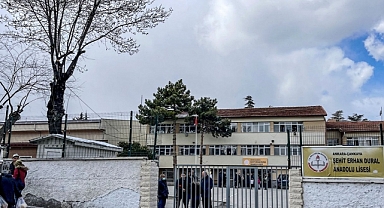 Ankara'da Uyuşturucu Bağımlısı Öğrenci Okula Saldırdı: 1 Ölü, 5 Yaralı