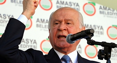 Bahçeli'den Sel Paylaşımı: Hiçbir Felaket Tarihi Yürüyüşümüzü Sekteye Uğratamayacaktır.