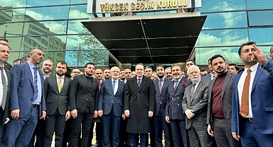 Fatih Erbakan, Cumhurbaşkanı Adayı Olmak İçin YSK'ye Başvurdu