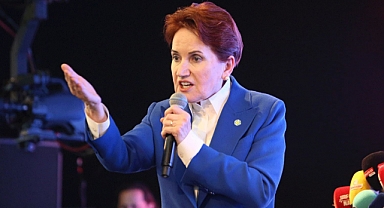 Kritik Toplantı Başlıyor: İYİ Parti Genel Başkanı Meral Akşener, GİK Toplantısı İçin Genel Merkeze Geldi