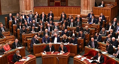 Macaristan Finlandiya'nın NATO'ya Üyeliğini Onayladı: Gözler Türkiye'ye Çevrildi