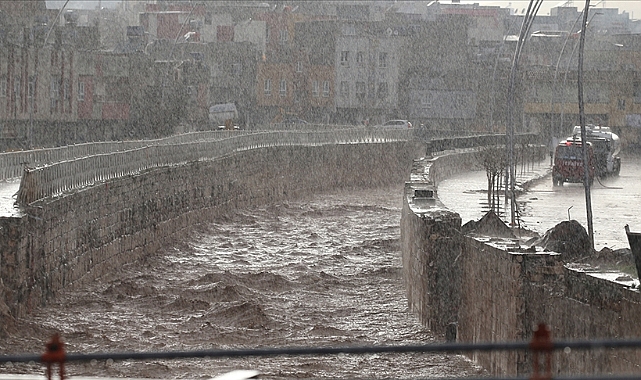 Meteoroloji'den Deprem Bölgesi İçin Uyarı: Kuvvetli Yağış Bekleniyor