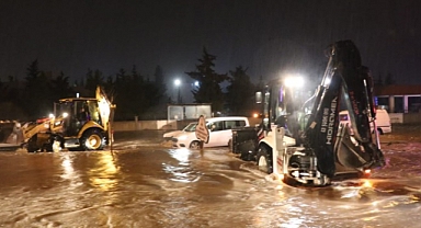 Şanlıurfa'da Selde Hayatını Kaybeden Bir Kişinin Daha Cansız Bedenine Ulaşıldı