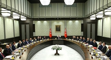 Saray Şürekasına Kötü Haber: Anayasa Mahkemesi, AKP Bürokratlarının Çift Maaş Almasına 'Dur' Dedi 