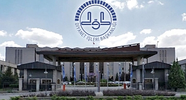 Türkiye Depremlerle Boğuşurken Diyanet 9,1 Milyon Liralık Kitap Bastırmış