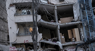 Türkiye Psikiyatri Derneği Başkanı: Halk Biraz Sorgularsa Belki Geleceğimiz Fayda Görür