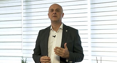 Ümit Özlale, Yavuz Ağıralioğlu'nun Çıkışını Değerlendirdi: Keşke Aile İçinde Kalsaydı