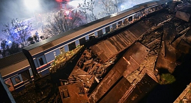 Yunanistan'da Tren Kazası: 32 Ölü, 85 Yaralı