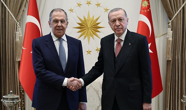 AKP Genel Başkanı Erdoğan İşgalci Rusya'nın Dışişleri Bakanı Lavrov ile Görüştü