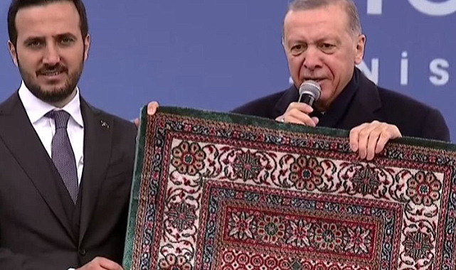 AKP Genel Başkanı Seccade Şovlarına Başladı: İlk Durak Bağcılar