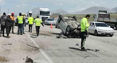Başıboş Köpek Yola Atladı: 4 Kişi Öldü, 4 Kişi Yaralandı