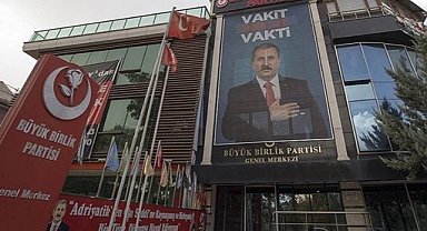 BBP’den Gazetecilere Skandal Teklif: Haber Karşılığı Para!