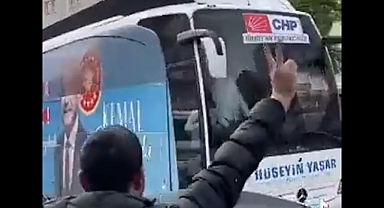 CHP'nin Seçim Otobüsü Batman'da 'Kürt Kızı Hadi Savaşa' Diyen Kürtçe Şarkıyla Propaganda Yaptı