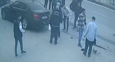 Esenyurt’ta Köpeğe Çarpmamak İçin Manevra Yapan Otomobil Yol Kenarındakilere Çarptı: 1 Ölü, 2 Yaralı