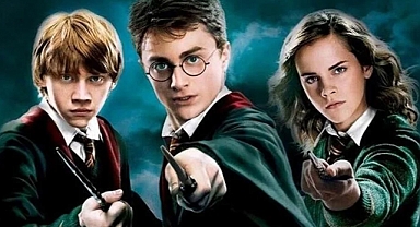 Harry Potter Serisi 7 Sezonluk Bir Dizi Olarak Ekranlara Geri Dönüyor