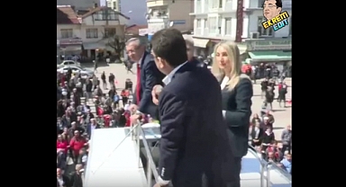 İmamoğlu: Biraz Coşmam Lazım, Ezanın Bitmesini Bekleyelim
