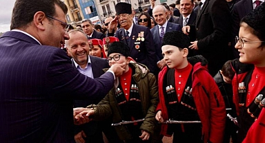 İmamoğlu’ndan 23 Nisan Mesajı: Her Çocuğumuza, Bu Ülkedeki Her Fırsatı Veren Bir Ülke Diliyorum