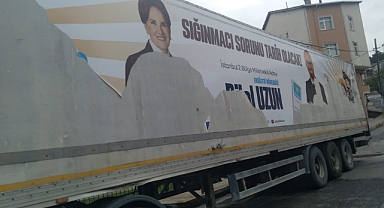 İYİ Parti Milletvekili Adayı Bilal Uzun'un Seçim Tırına Saldırı: Propaganda Afişlerini Yırttılar