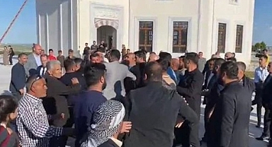 Kahta'da CHP'lilere Saldırı: Kılıçdaroğlu Programını İptal Etti