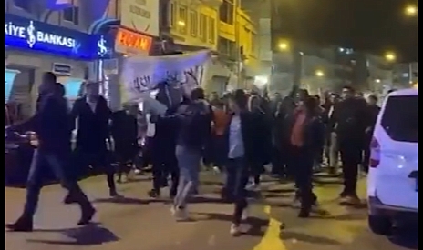Kilis'te Kaçak Göçmenler Sokaklara Döküldü