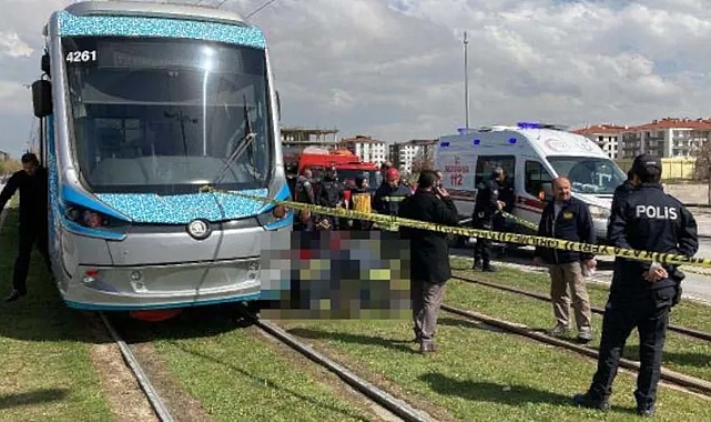 Konya'da Tramvay Faciası: Suriyeli Anne Hayatını Kaybetti, Çocuğu Ağır Yaralandı