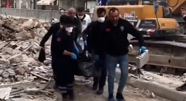 Malatya'da Depremden İki Ay Sonra Enkazdan Ceset Çıkartıldı