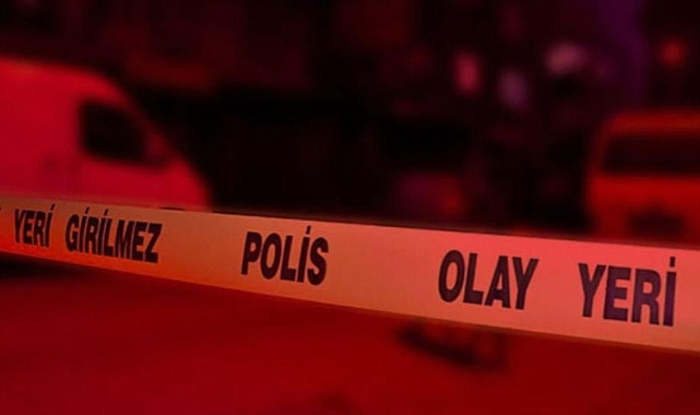 15 Yaşındaki Kız Çocuğu, 19 Yaşındaki Erkek Tarafından Bıçaklandı