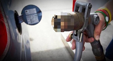 AKP'den Seçim Hediyesi: Benzine Zam
