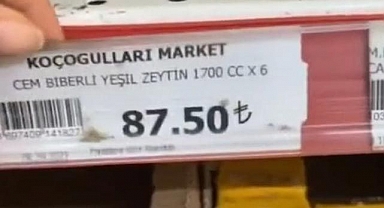 Bir Market Görevlisi Zamlanan Ürünlerin Etiketlerini Mehter Marşıyla Değiştirdi