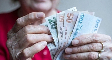 Emeklinin Bayram İkramiyesi Belli Oldu