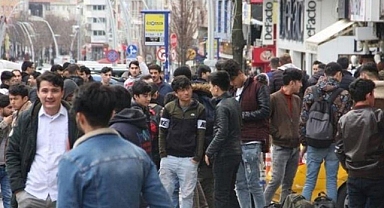 Erdoğan'a Oy Vermemek İçin 66 Sebep: 63-Kaçak Göçmenler