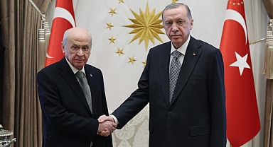 Erdoğan ve Bahçeli Saat 16.00'da Görüşecek