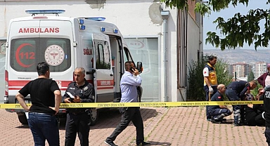Kayseri'de 13. Kattan Düşen Anne ve İki Çocuğu Yaşamını Yitirdi
