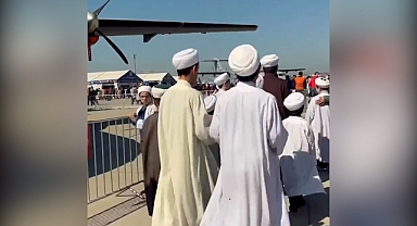 Küçük Çocuklara Sarık ve Cübbe Giydirip Teknofest'e Götürdüler