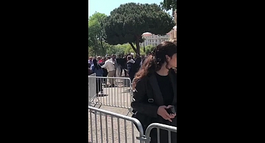 Kürtçü Terör Örgütü PKK Yandaşları Fransa'da Vatandaşlara Saldırdı