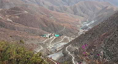 Peru'da Altın Madeninde Yangın: 27 Madenci Hayatını Kaybetti
