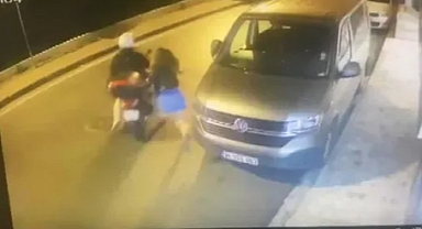 Sarıyer'de Motosikletli Bir Erkek, Evine Giden Genç Kadını Taciz Etti
