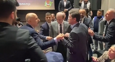 Ulaştırma Bakanı Adil Karaismailoğlu ile CHP Trabzon Milletvekili Ahmet Kaya Etkinlikte Tartıştı
