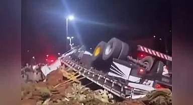 Brezilya'da Karakolun Önünde Kaza Yapan Kamyondan 1 Ton Uyuşturucu Çıktı