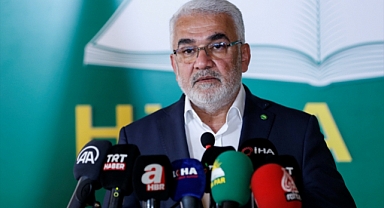 Hüda-Parlı Yapıcıoğlu Anayasanın İlk 4 Maddesini Hedef Aldı