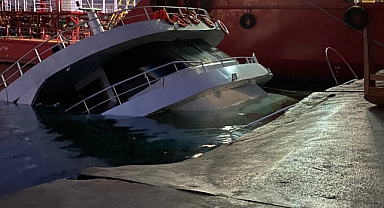 İstanbul'da Tur Teknesi Battı