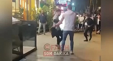 İstanbul Fatih'te İki Kaçak Sokak Ortasında Birbirlerini Bıçaklamaya Çalıştı