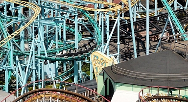 İsveç'te Lunapark Hız Treni Raydan Çıktı: 1 Kişi Öldü