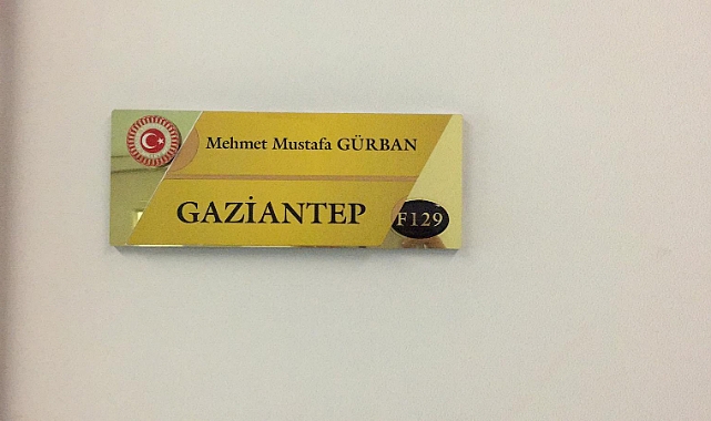 İYİ Parti Gaziantep Milletvekili, TBMM'deki Yeni Odasıyla Hava Attı