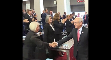 Kılıçdaroğlu CHP'nin Yeni Milletvekilleri ile Buluştu