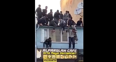 Kumkapı'da Polisten Kaçtıkları İddia Edilen Kaçaklar Böyle Görüntülendi
