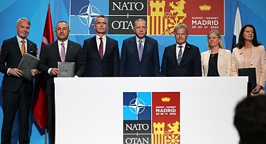 NATO'da İsveç'e Yeşil Işık Yakılması İçin Israrlar Sürüyor: Zirve Öncesindeki Görüşmeye Erdoğan da Katılacak