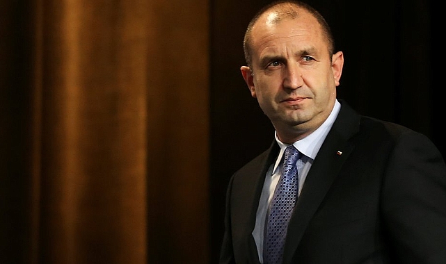 Rus Yardakçısı Bulgar Cumhurbaşkanı, Ukrayna'ya Destek Veren Bulgar Hükümetini Hedef Aldı
